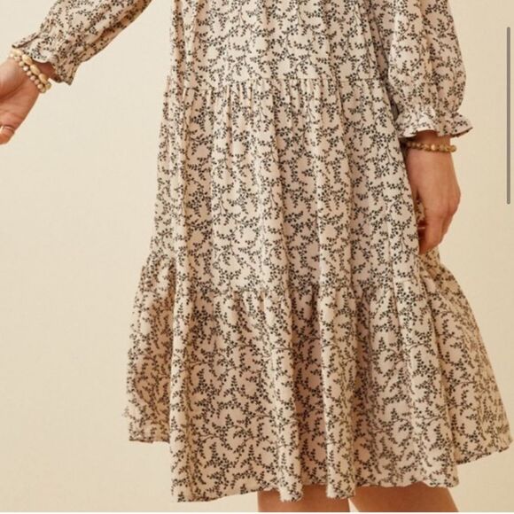 Midi Tier Dress Size Large - Picture 4 of 6